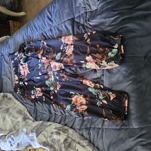 Floral yoga pants size M never worn